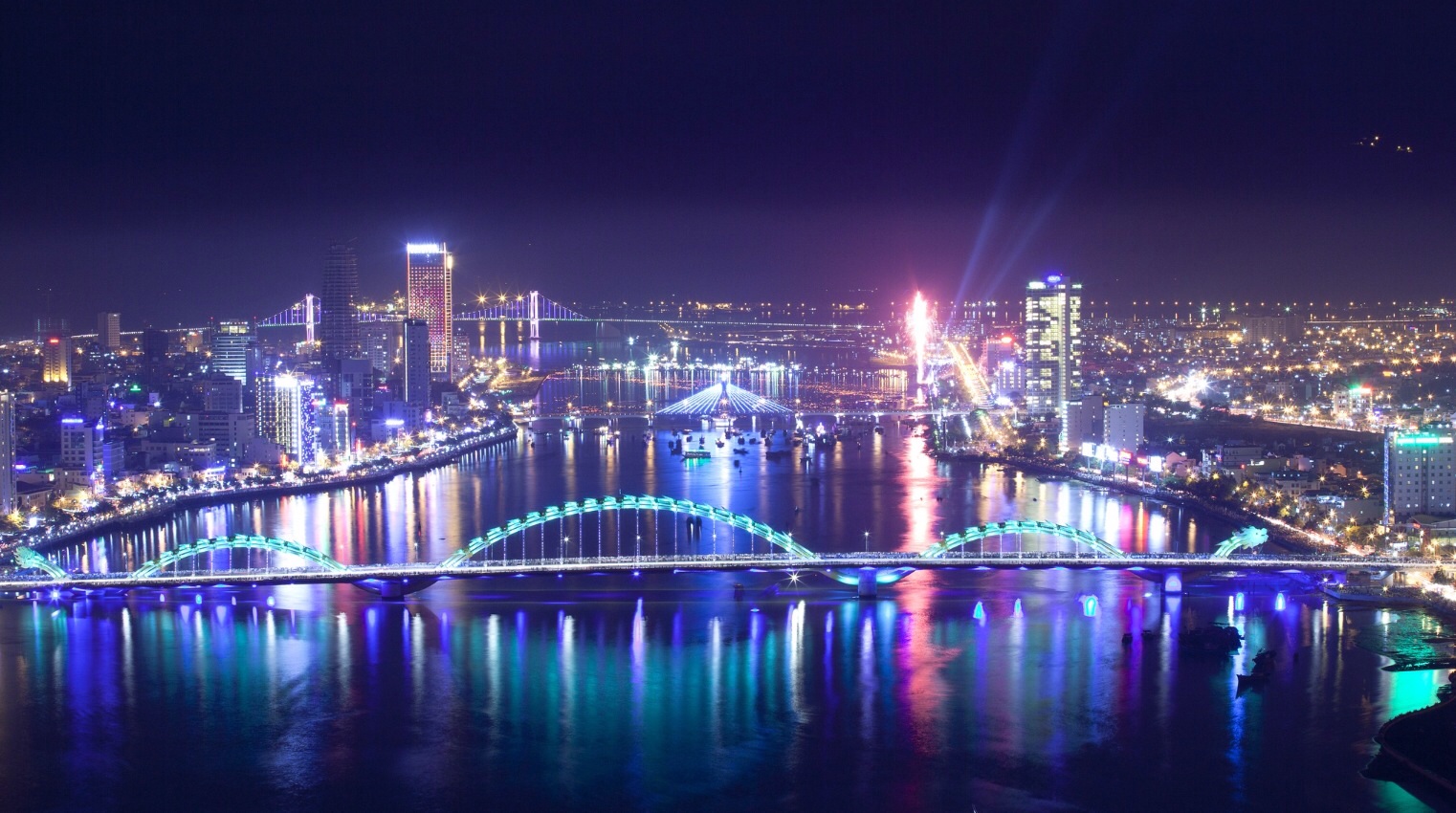 tour-mien-trung-da-nang-viet-nam